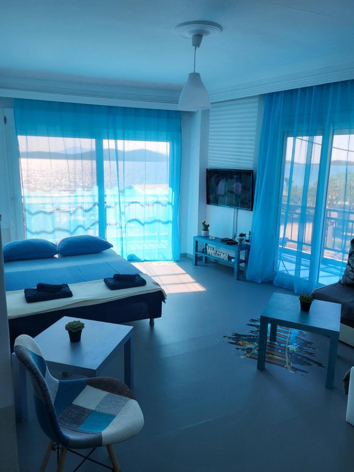 Apartamento Upper Deck Apt. Néa Péramos Exterior foto