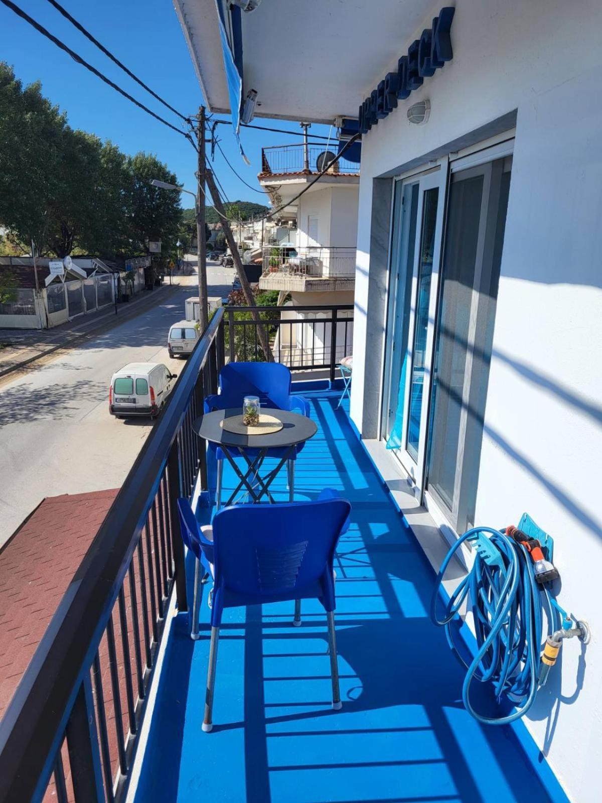 Apartamento Upper Deck Apt. Néa Péramos Exterior foto